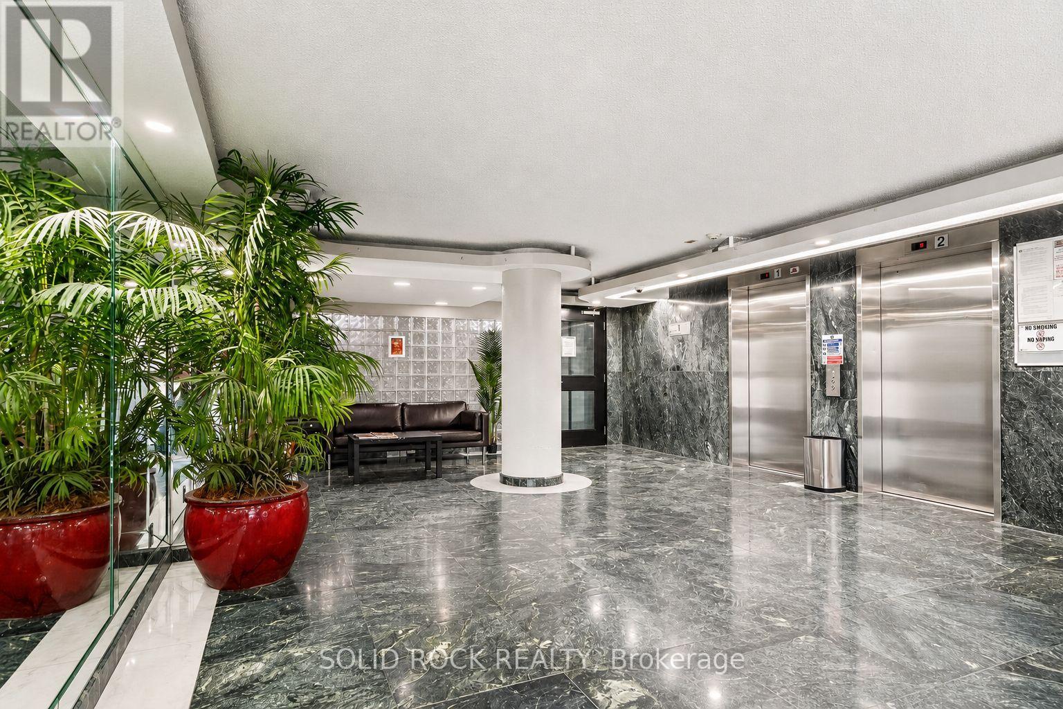 #901 1440 HERON ROAD - 3