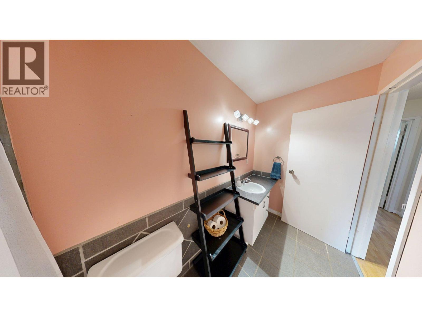 #14 400 5TH  S Avenue - Image 16
