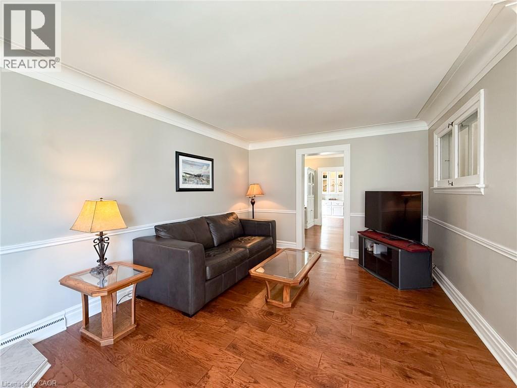 103 MAIN Street S - Image 22