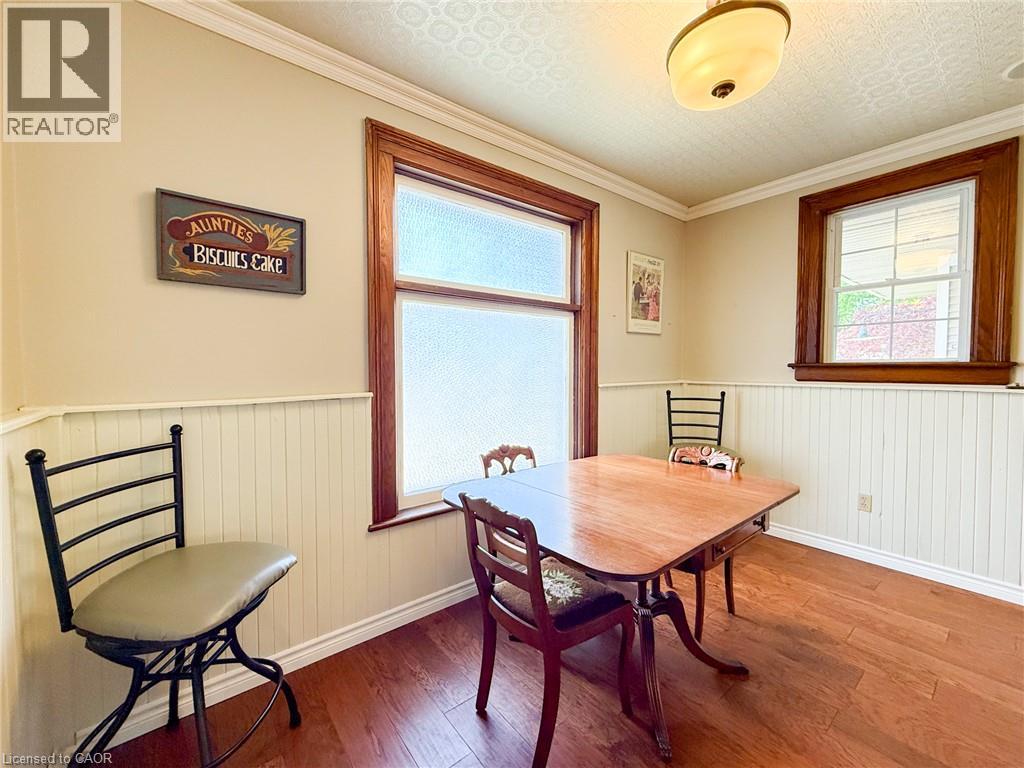 103 MAIN Street S - Image 32