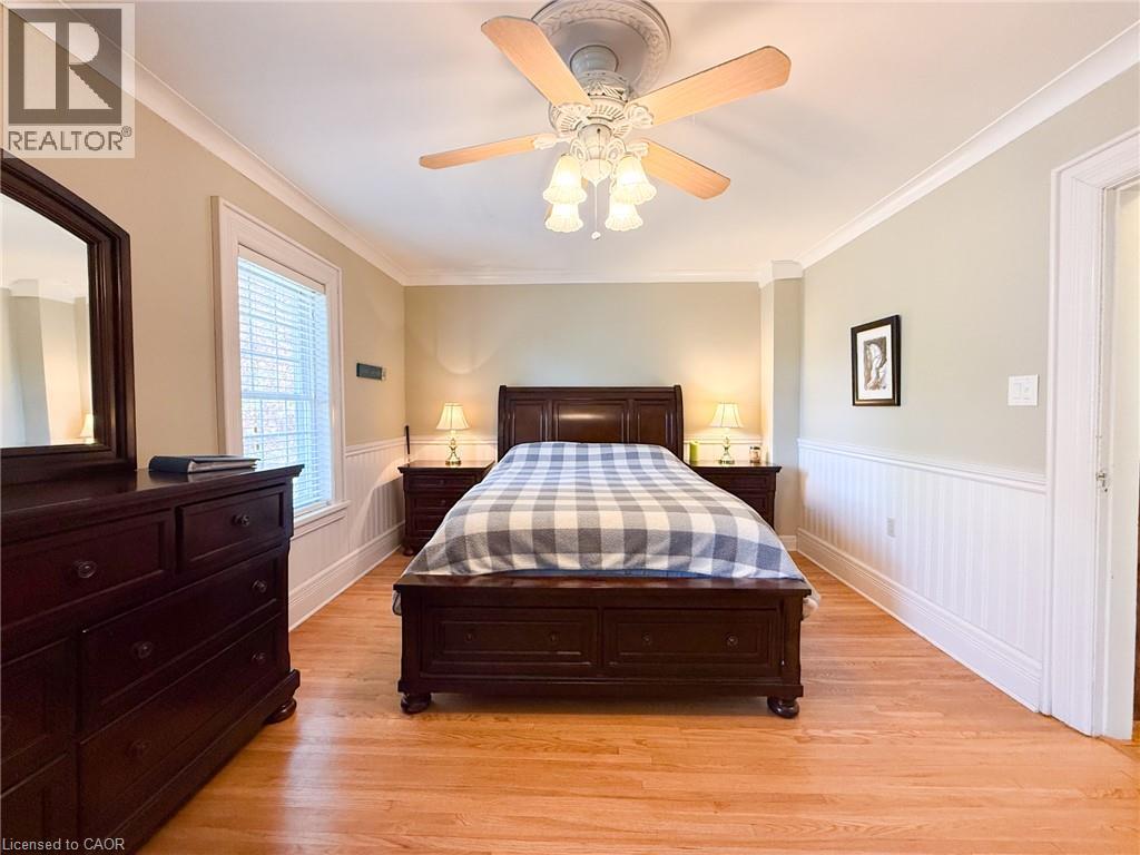 103 MAIN Street S - Image 34