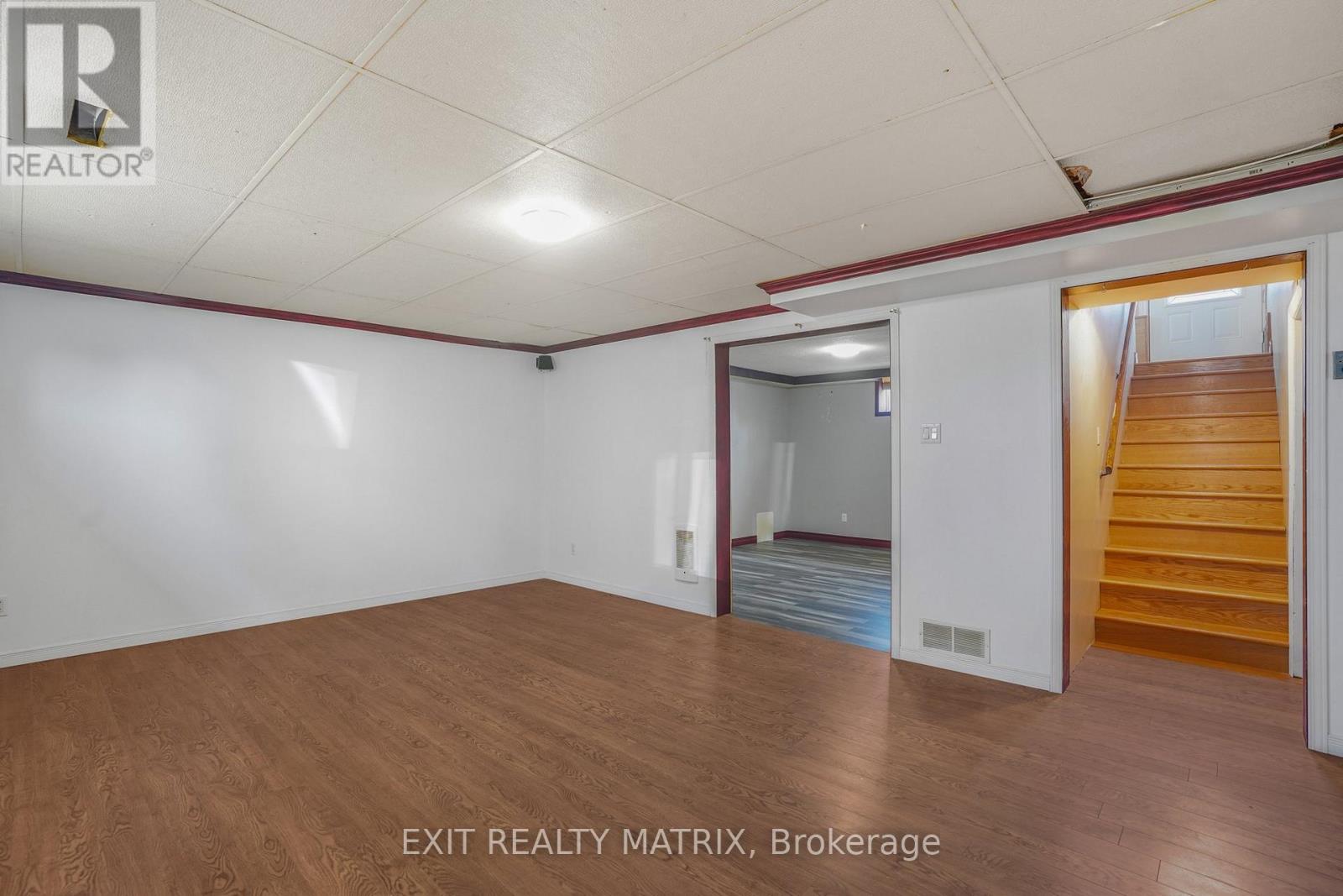 845 CARTIER BOULEVARD - 22
