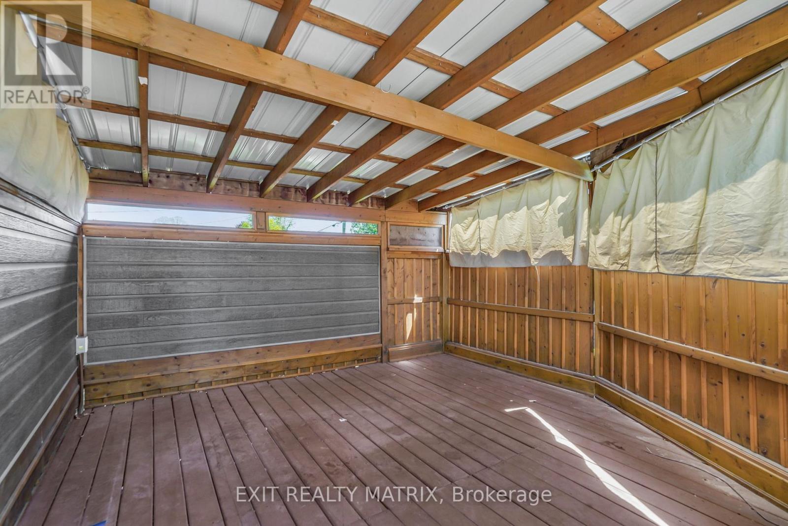 845 CARTIER BOULEVARD - 31