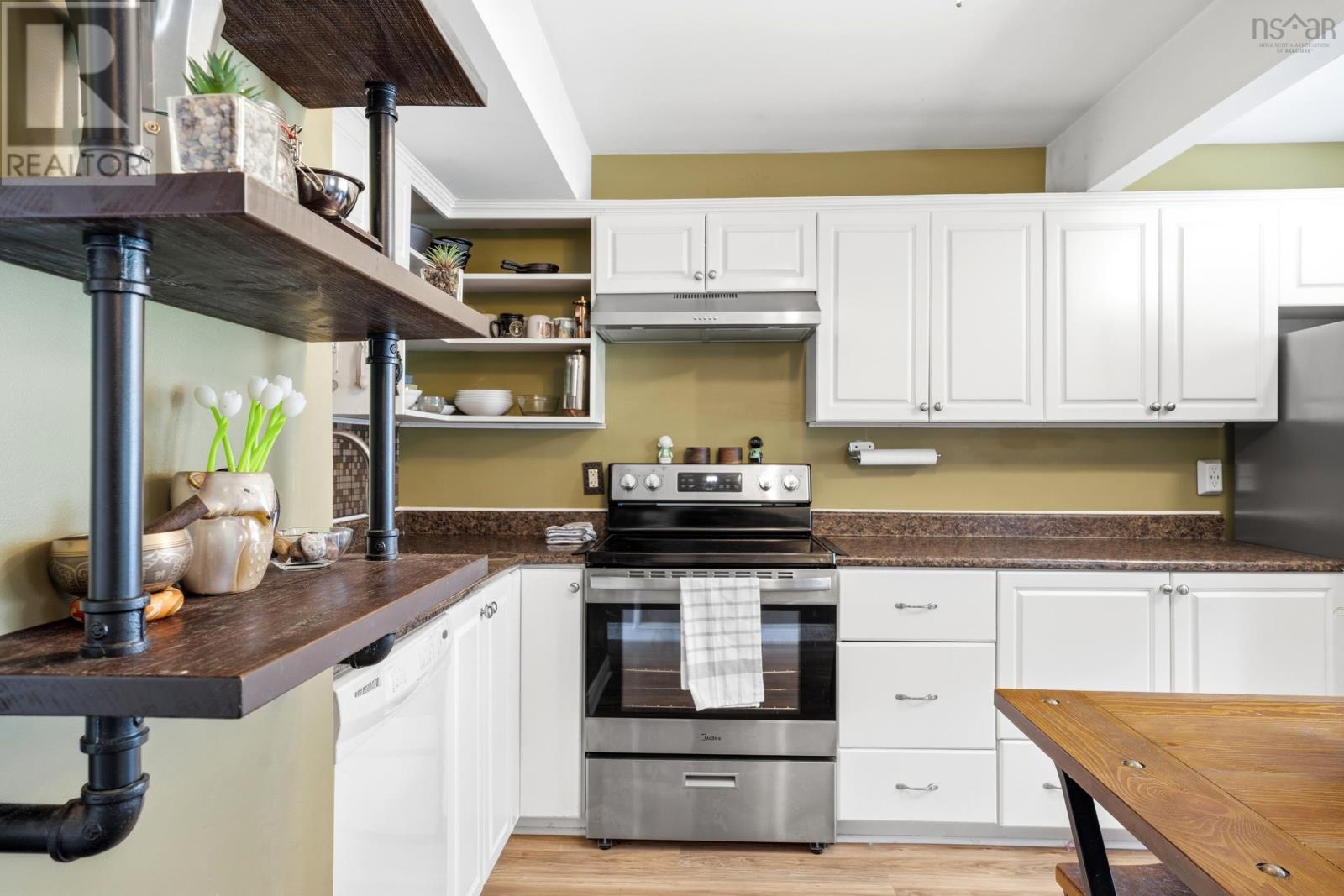 103 Bromley Road - 9