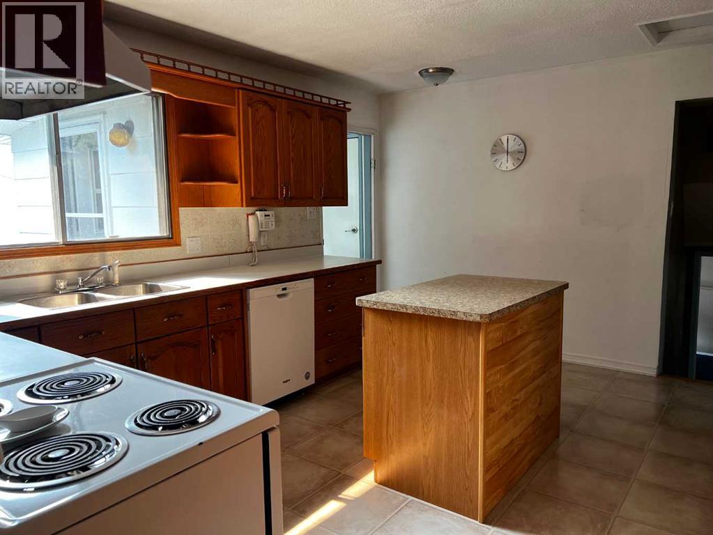 813 7 A Street - 5