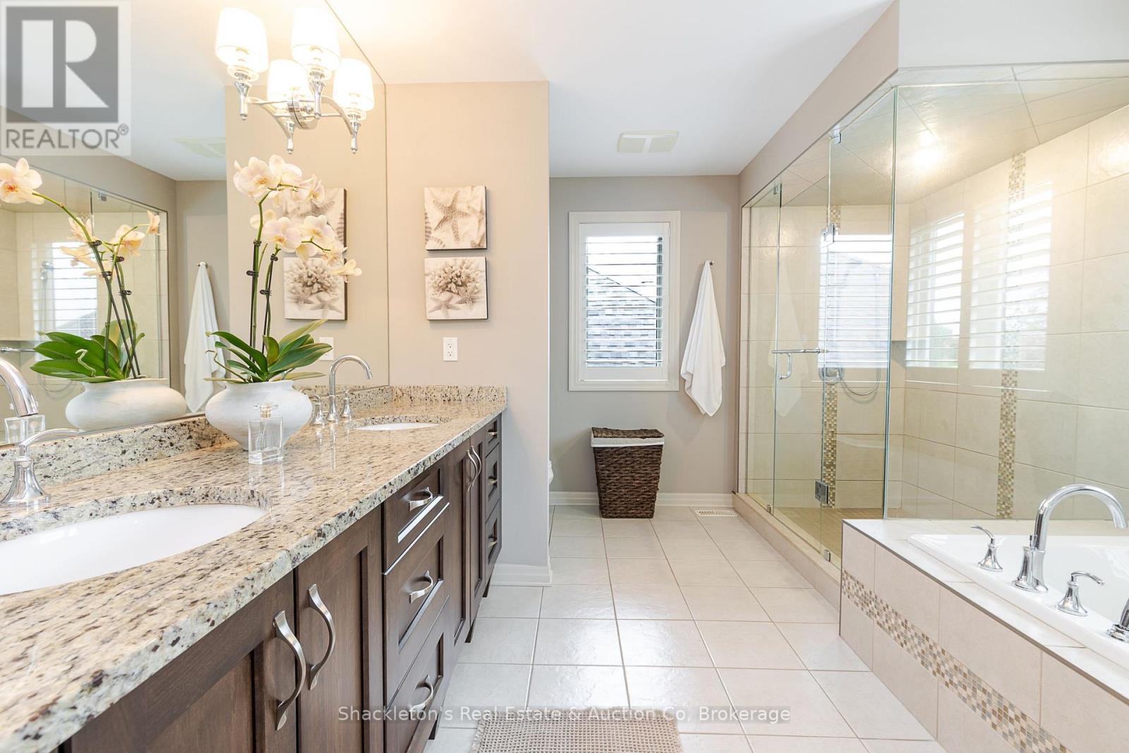 4 bedroom Single Family interior view, 766 Eagletrace Drive, London North (North S), Ontario