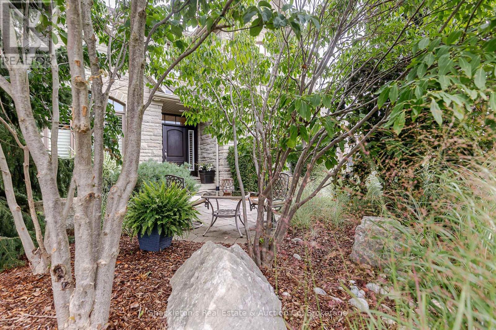 766 EAGLETRACE DRIVE - 4