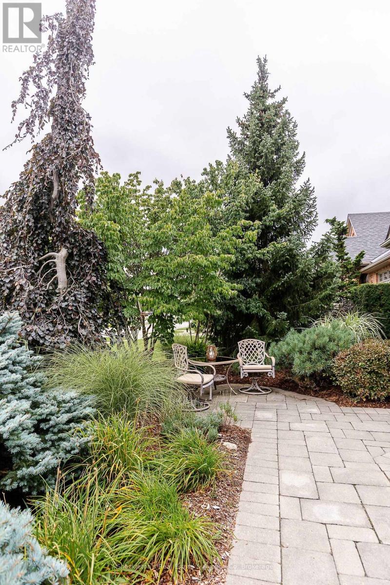 4 bedroom Single Family interior view, 766 Eagletrace Drive, London North (North S), Ontario