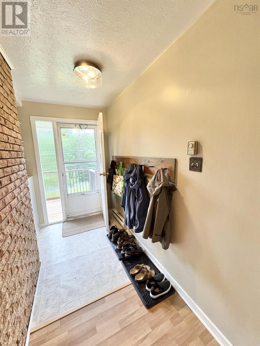 4328 East River East Side Road - 7
