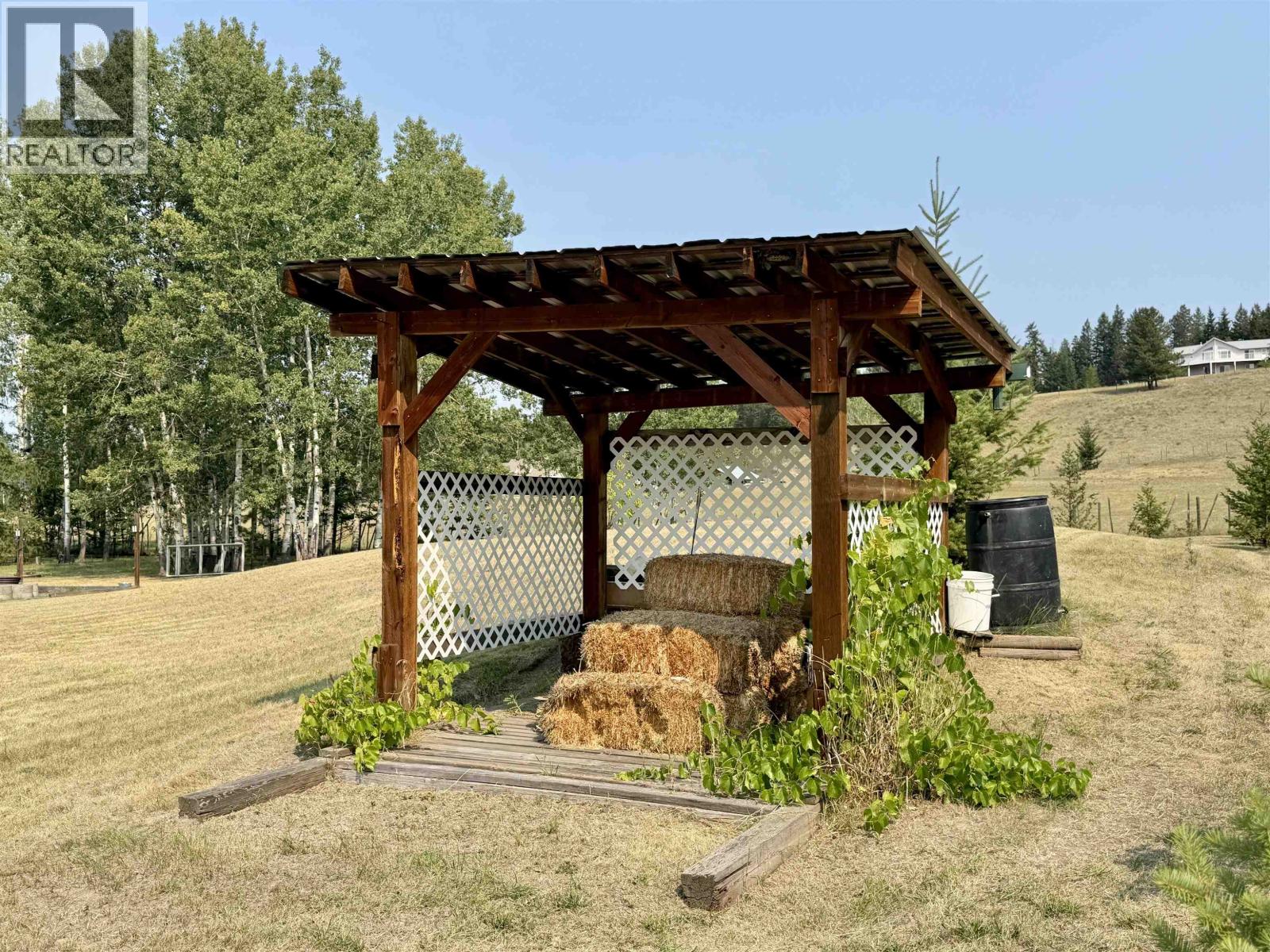 5581 LAKESIDE COURT - Image 36
