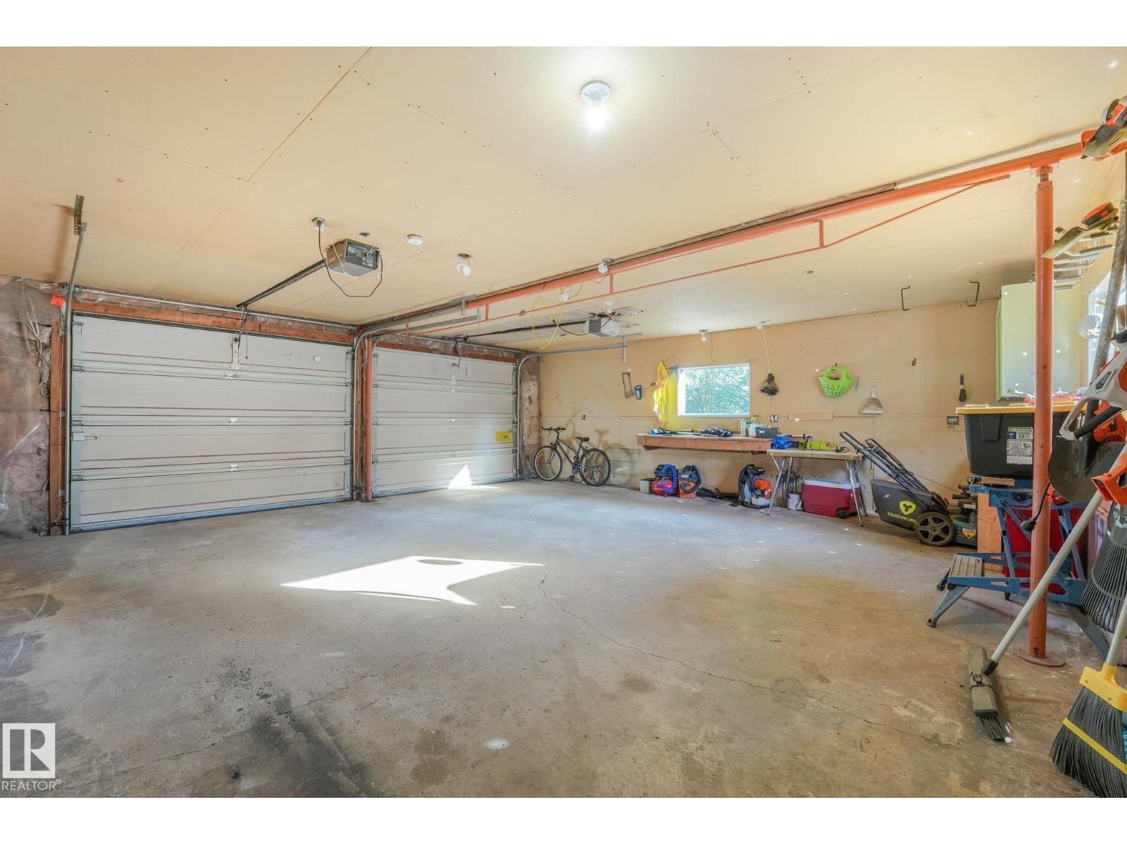14115 70 ST NW - Image 53