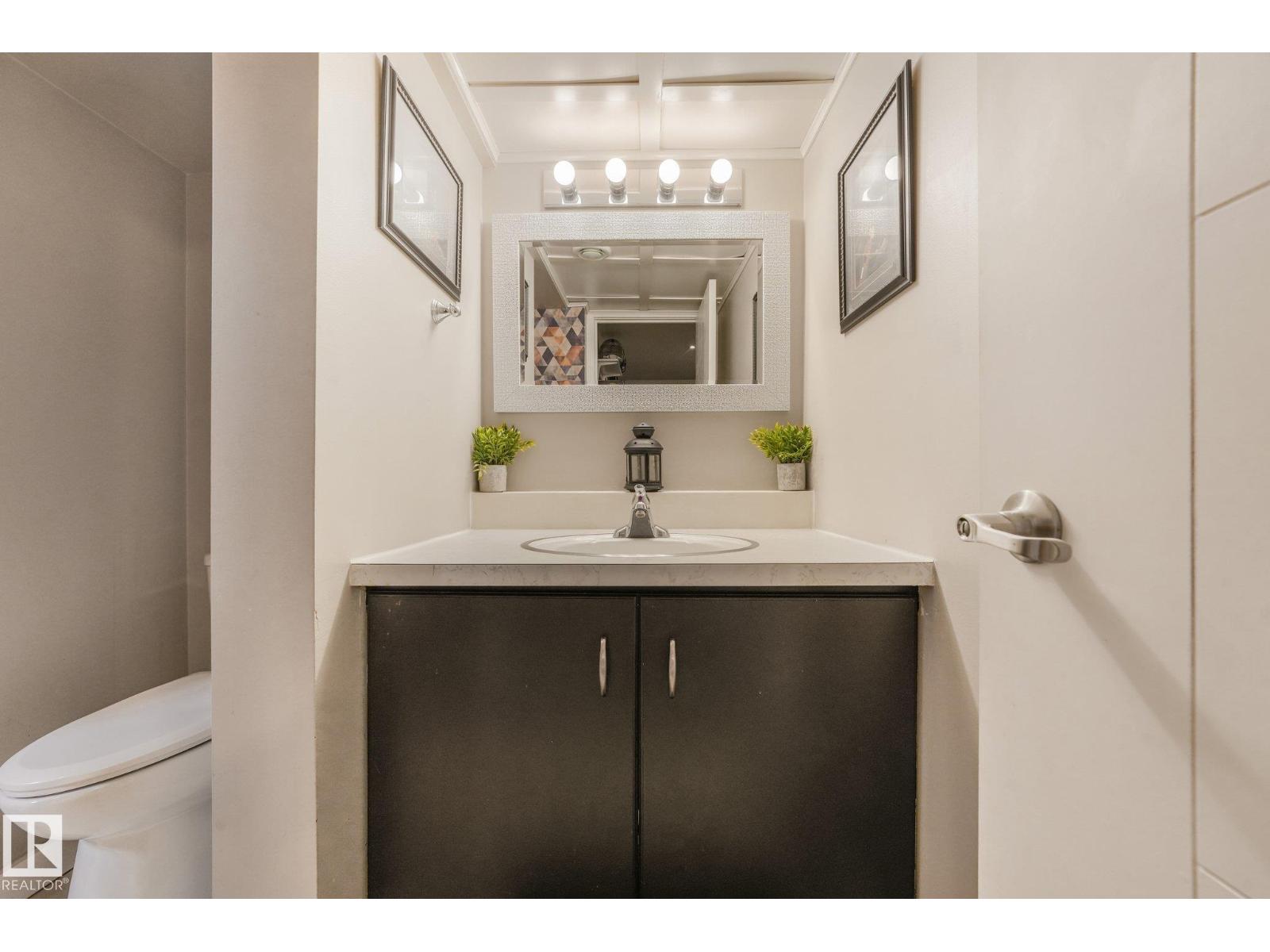 14115 70 ST NW - 43
