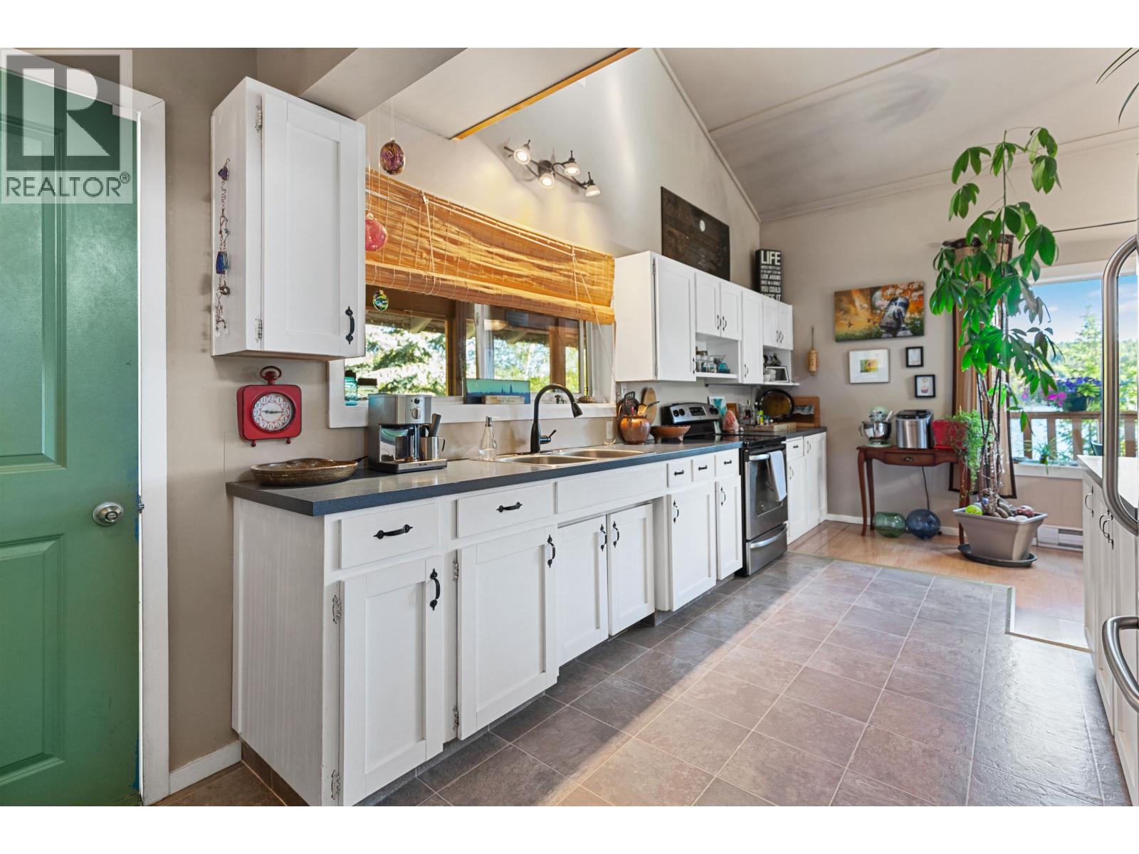 40150 S BEDNESTI LAKE ROAD, Prince George