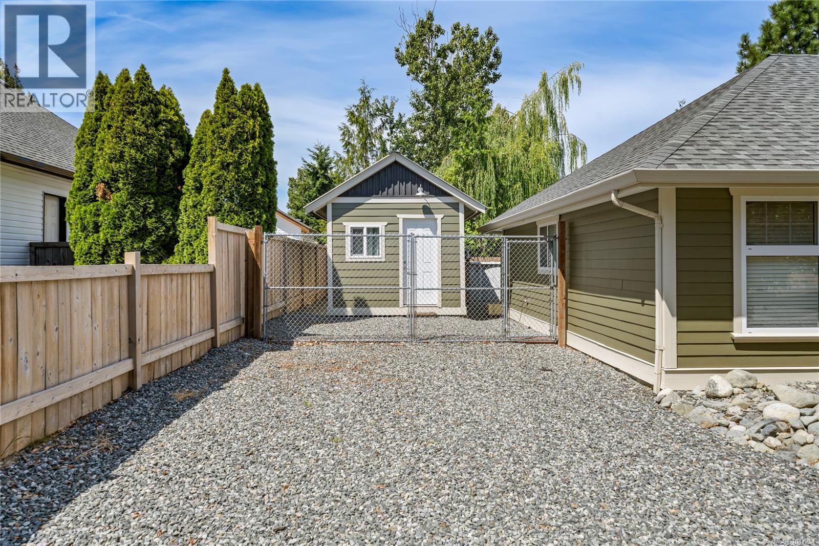 2071 Saras Way, Nanaimo