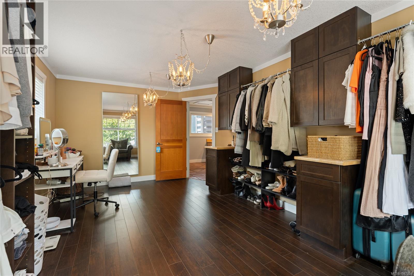 2071 Saras Way, Nanaimo