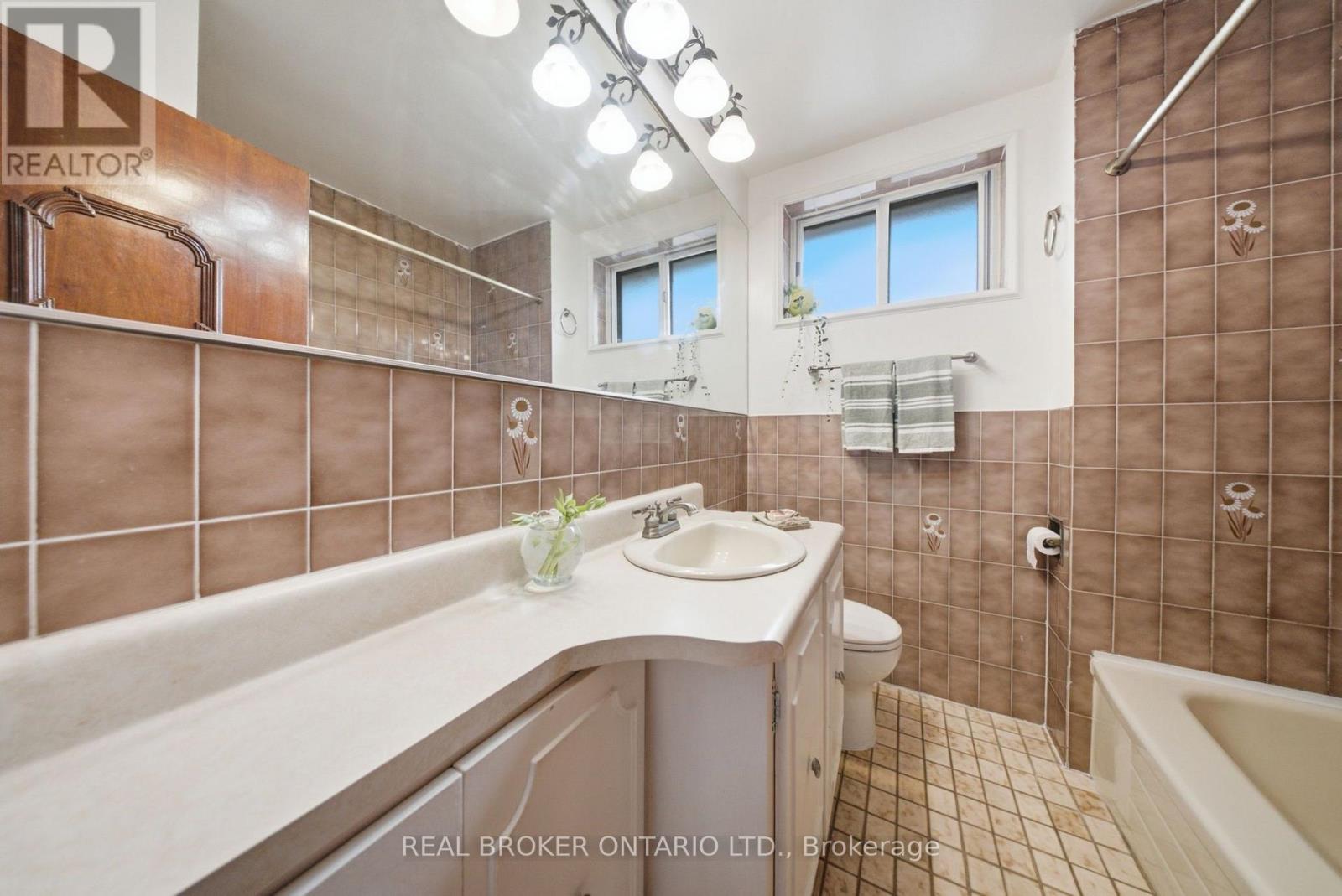 88 CAVEHILL CRESCENT - 12