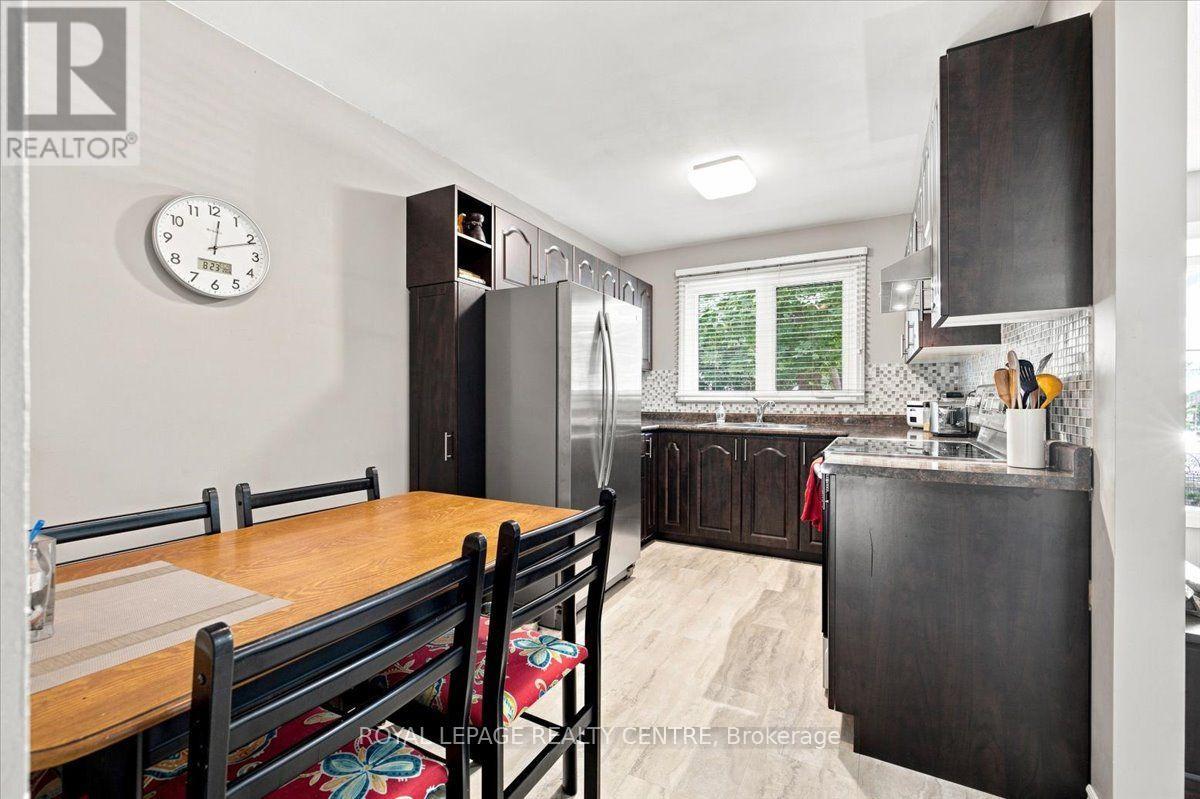 2564 MAINROYAL STREET - 13
