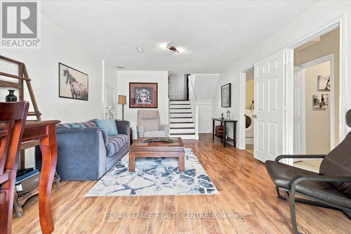 2564 MAINROYAL STREET - Image 32