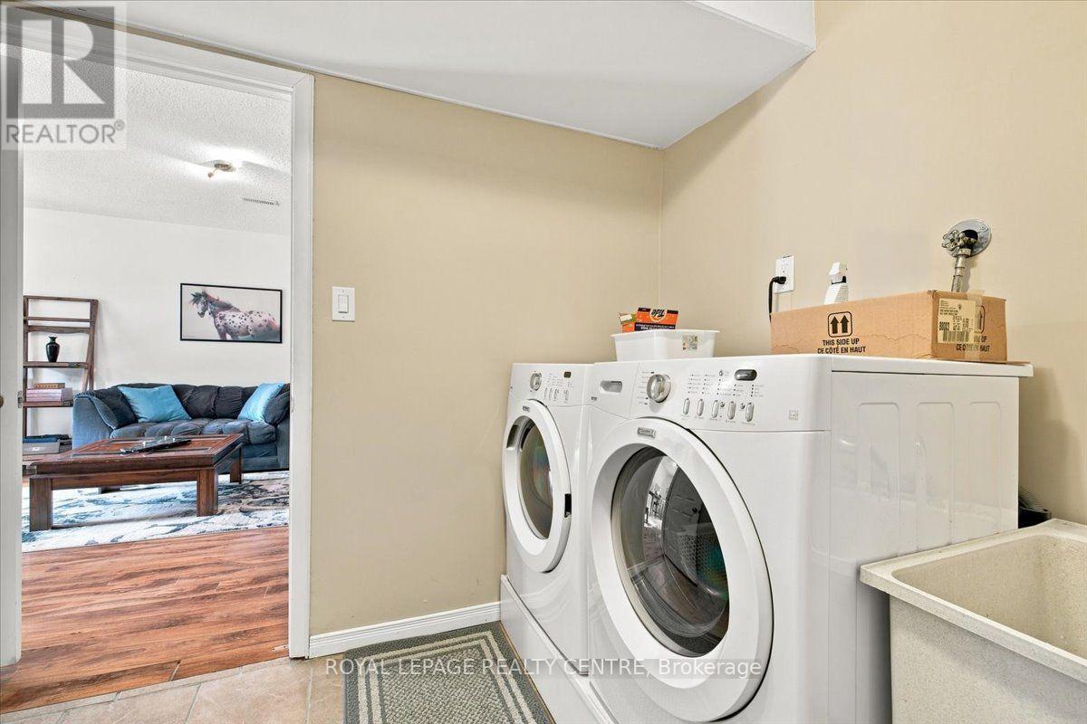 2564 MAINROYAL STREET - Image 37
