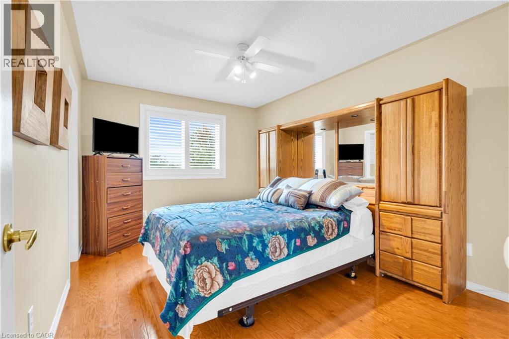 7404 DAVEMARK Court - 34