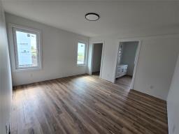 57 Wild Plum Drive, Steinbach, MB R5G2Z1 Photo 6