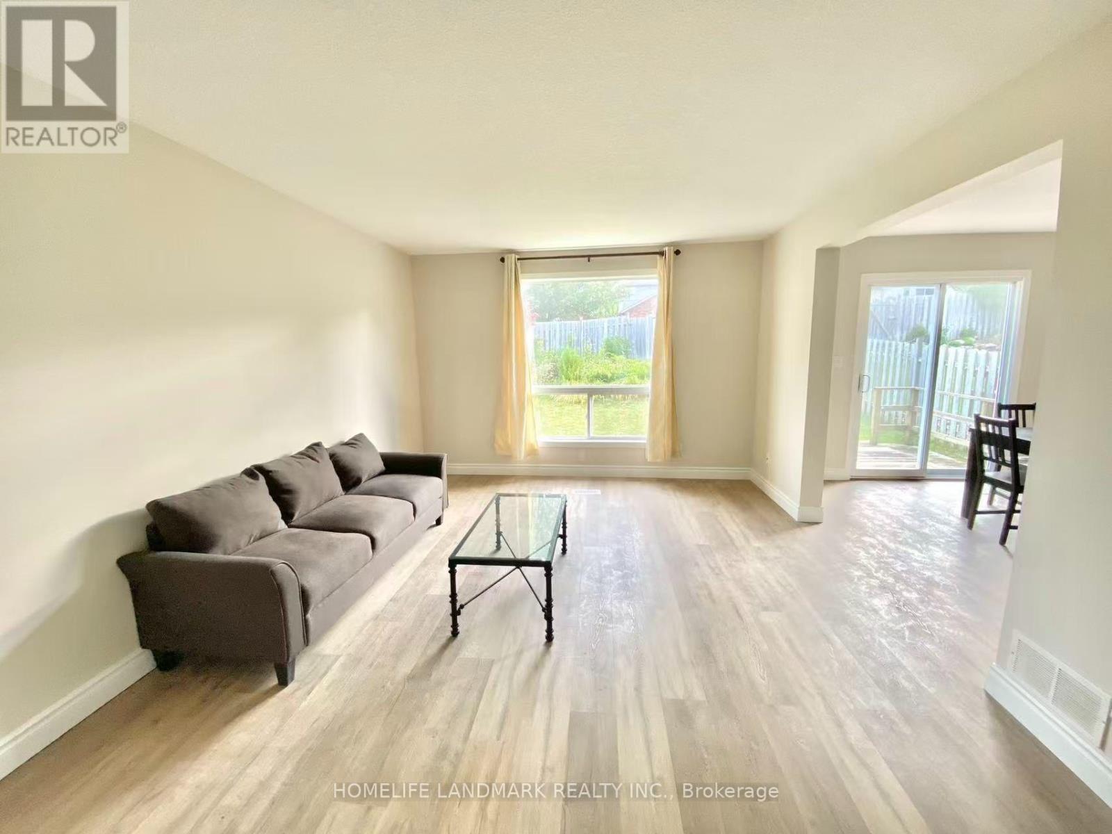 688 KARLSFELD ROAD — photo 3