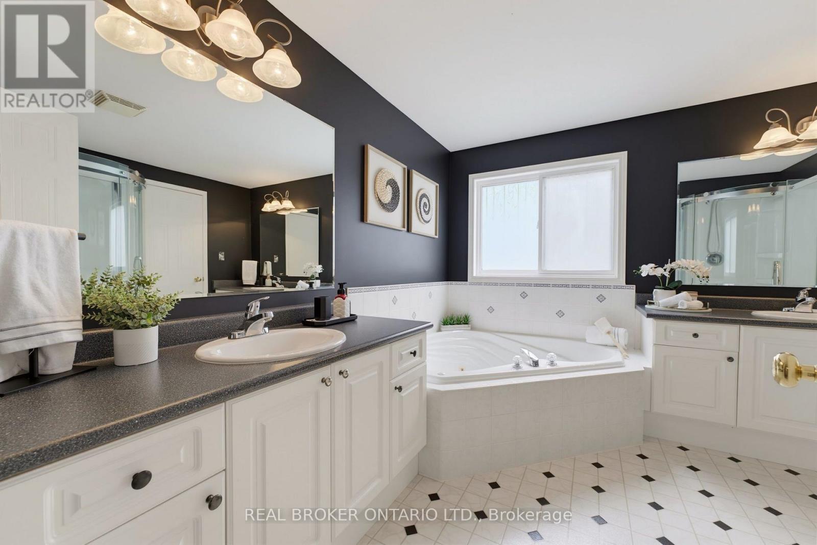 592 LITTLE DOVER CRESCENT - 16