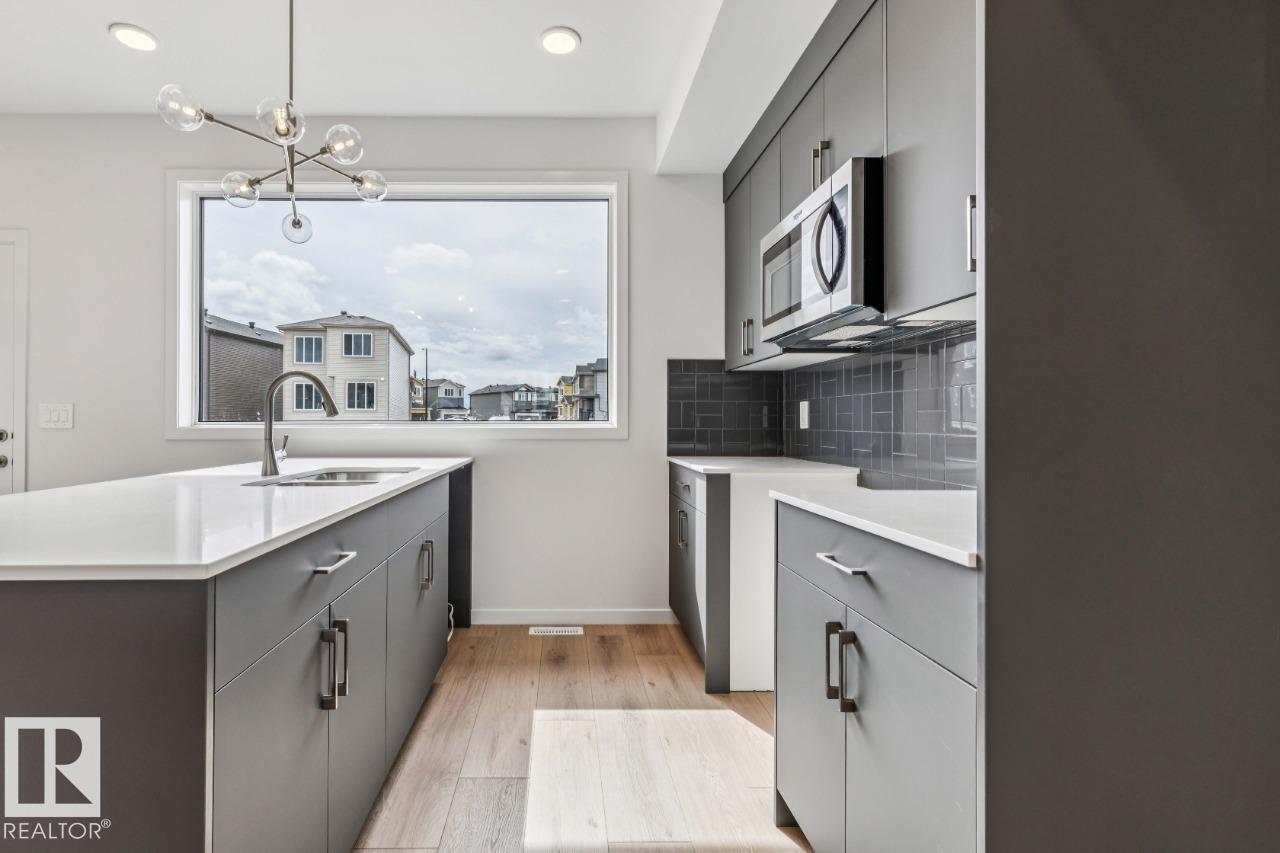 8024 228 ST NW - 12