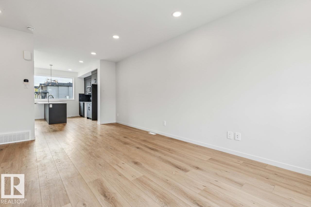 8024 228 ST NW - Image 3