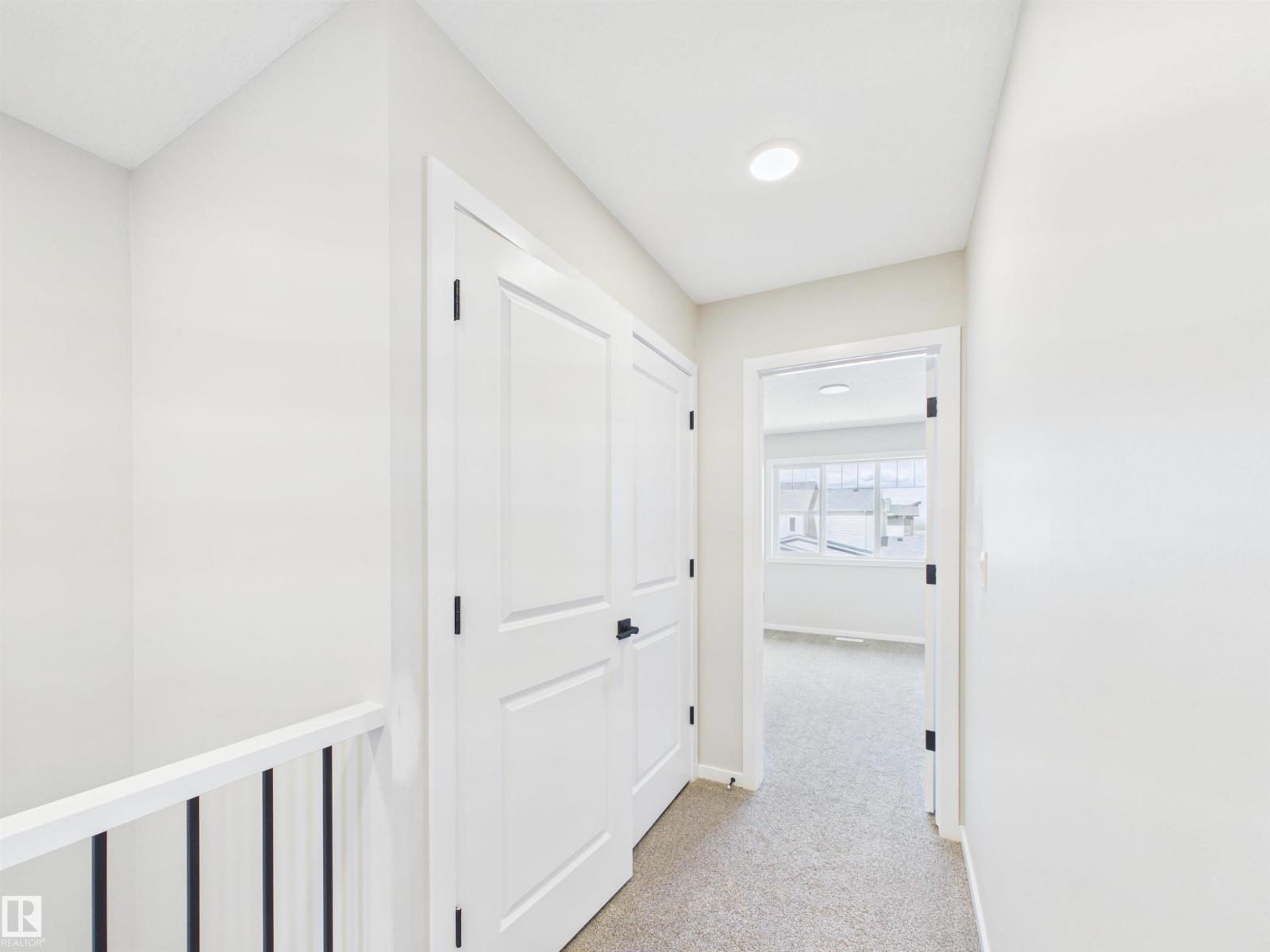 1100 MCLEOD AV - 21