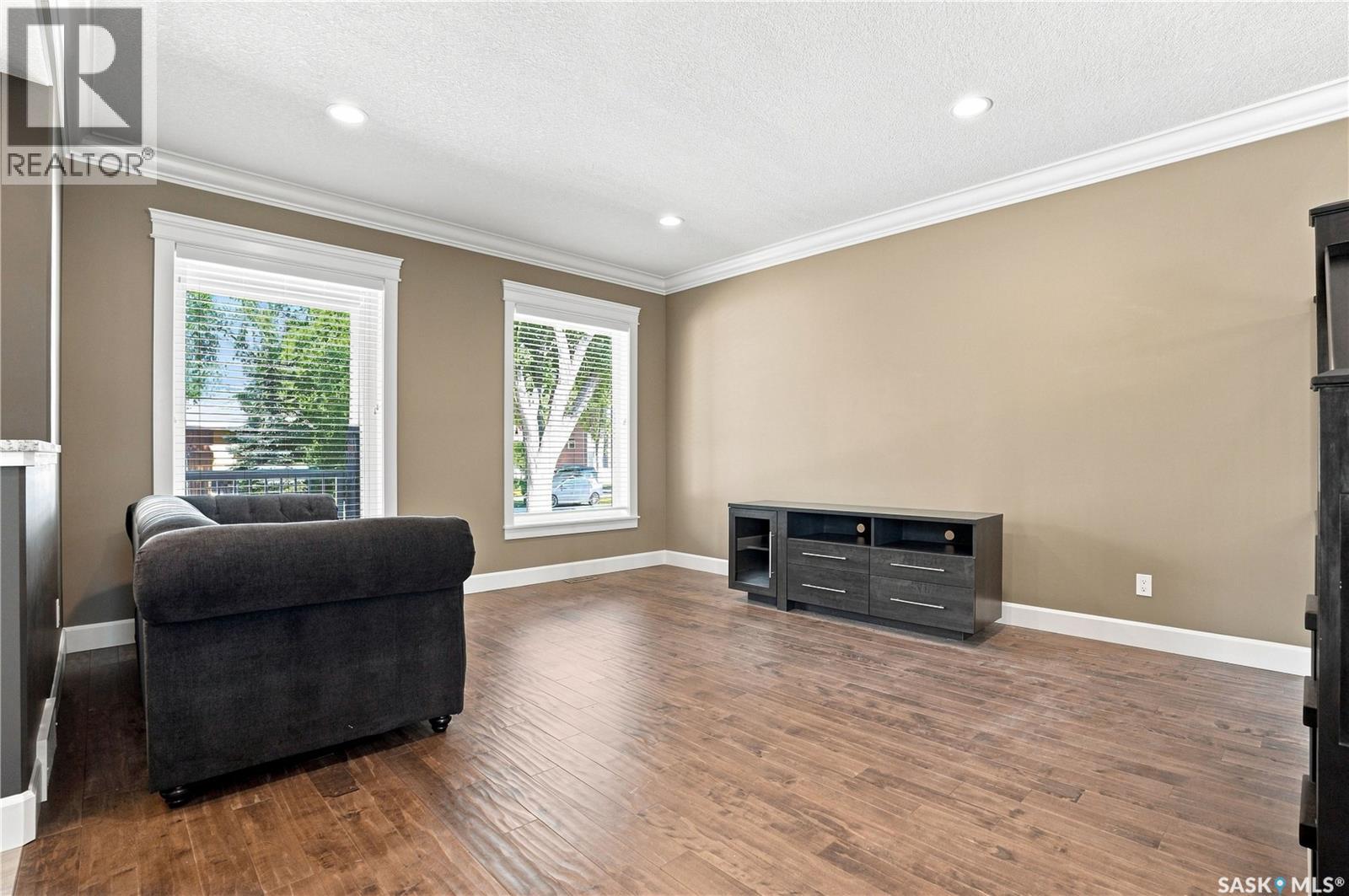 321 110th STREET W - 6