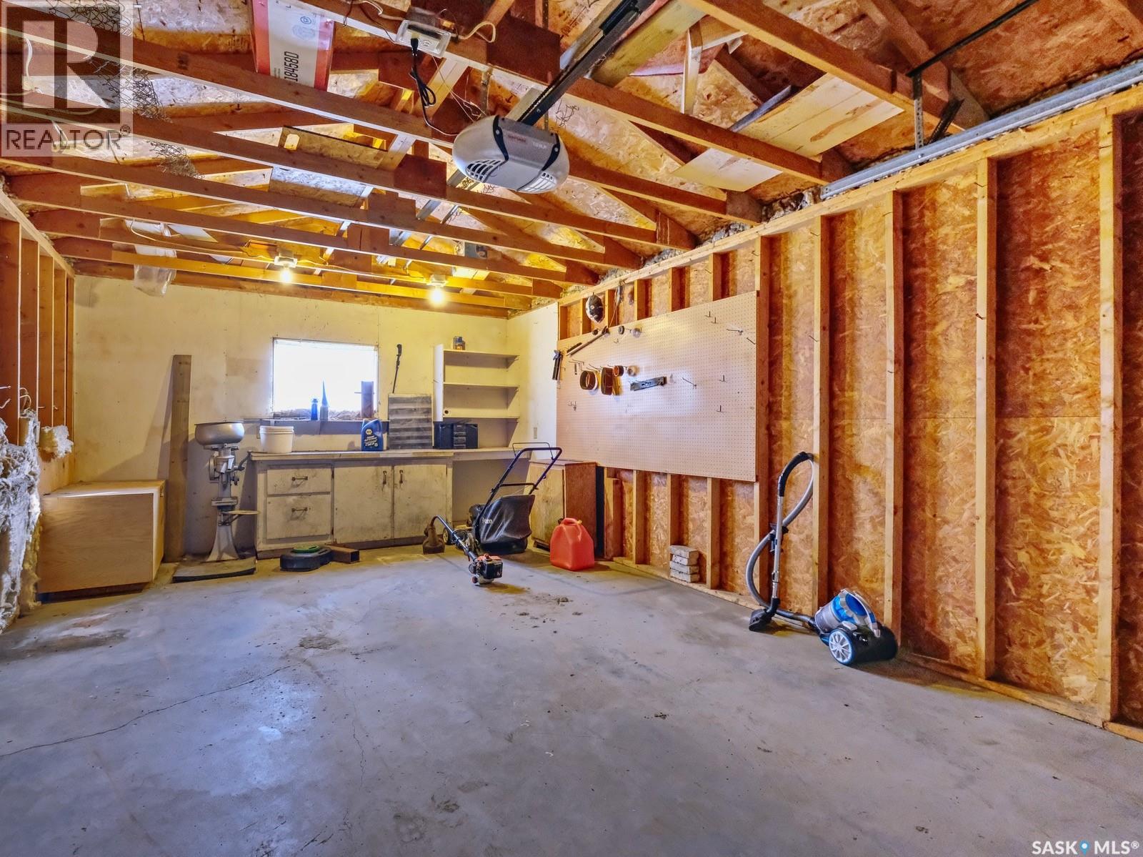 316 2nd AVENUE W - 26