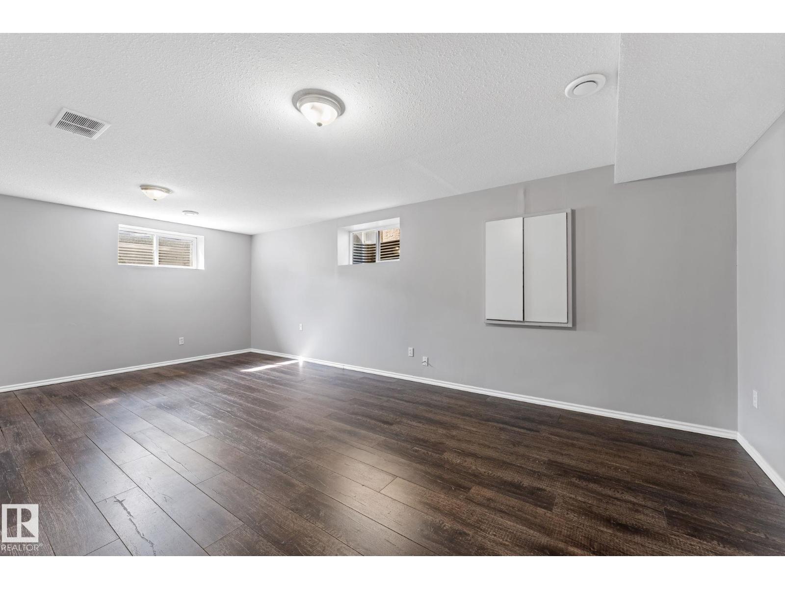 173 CASTLE DR NW - 35