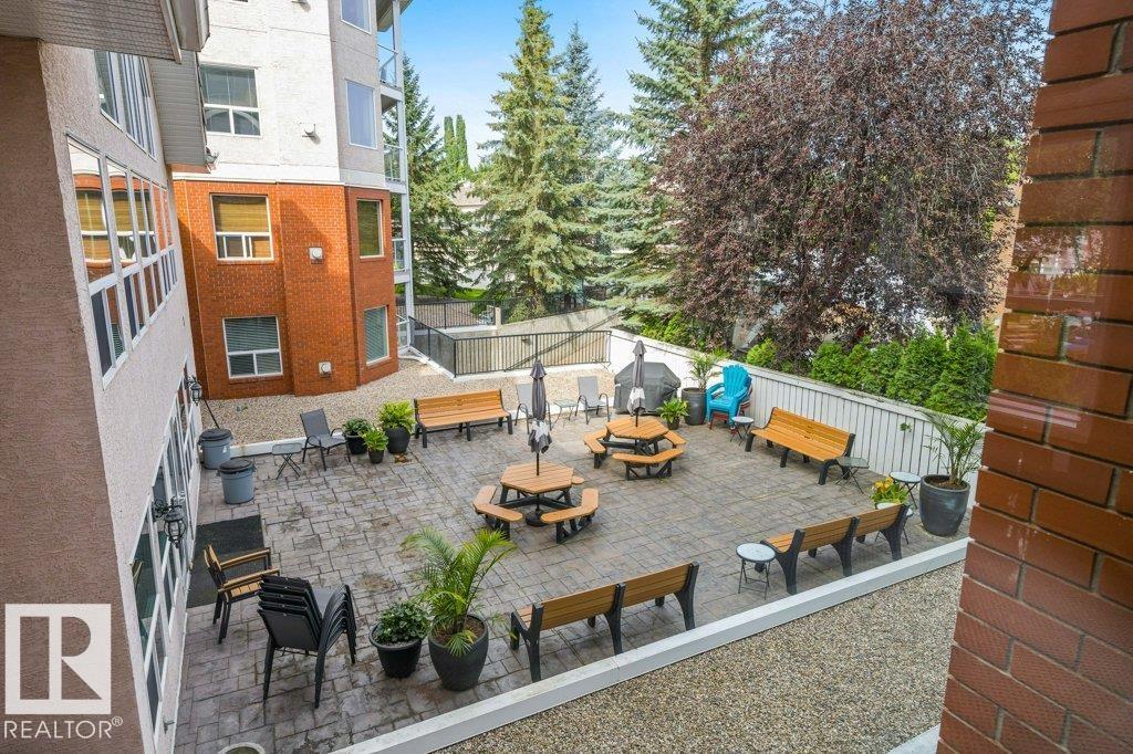 #220 9008 99 AV NW - 29