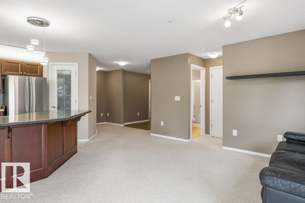 #220 9008 99 AV NW - Image 18