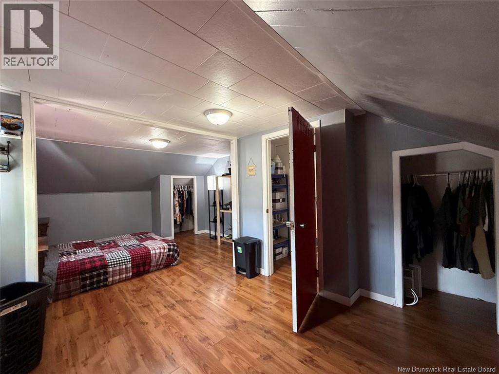 23 Lajoie Street - 12