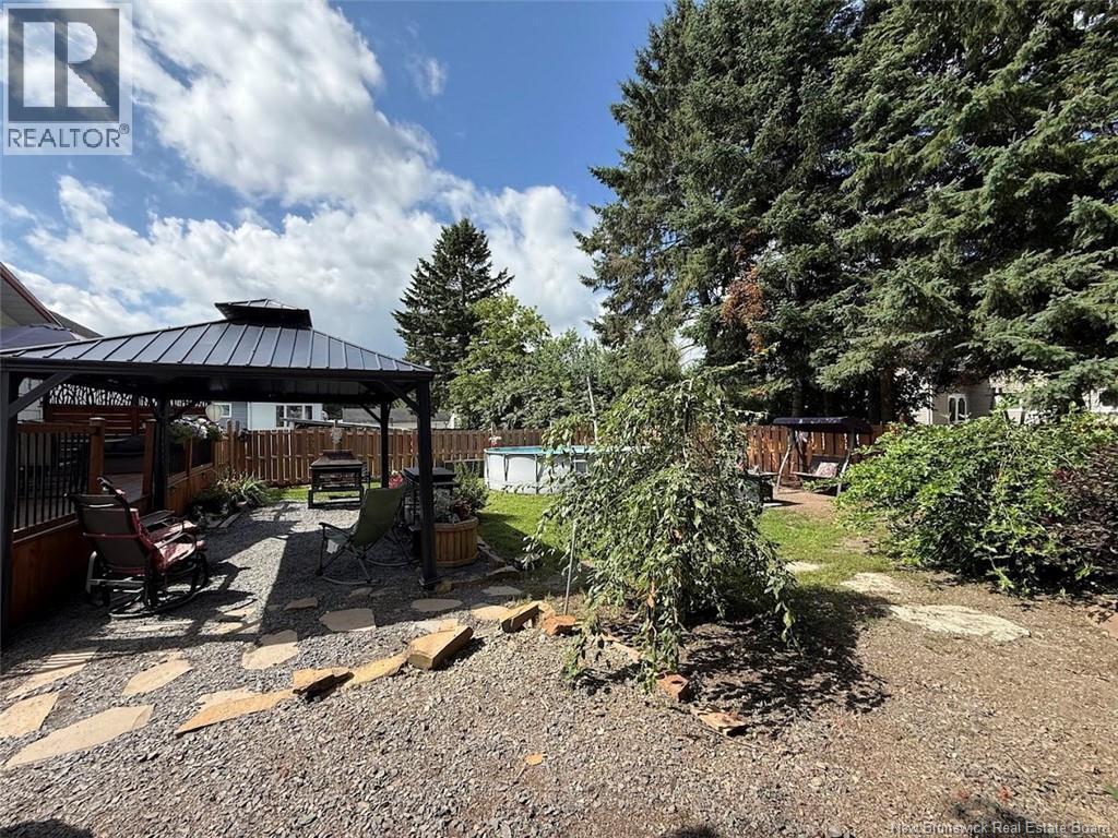 23 Lajoie Street - 18