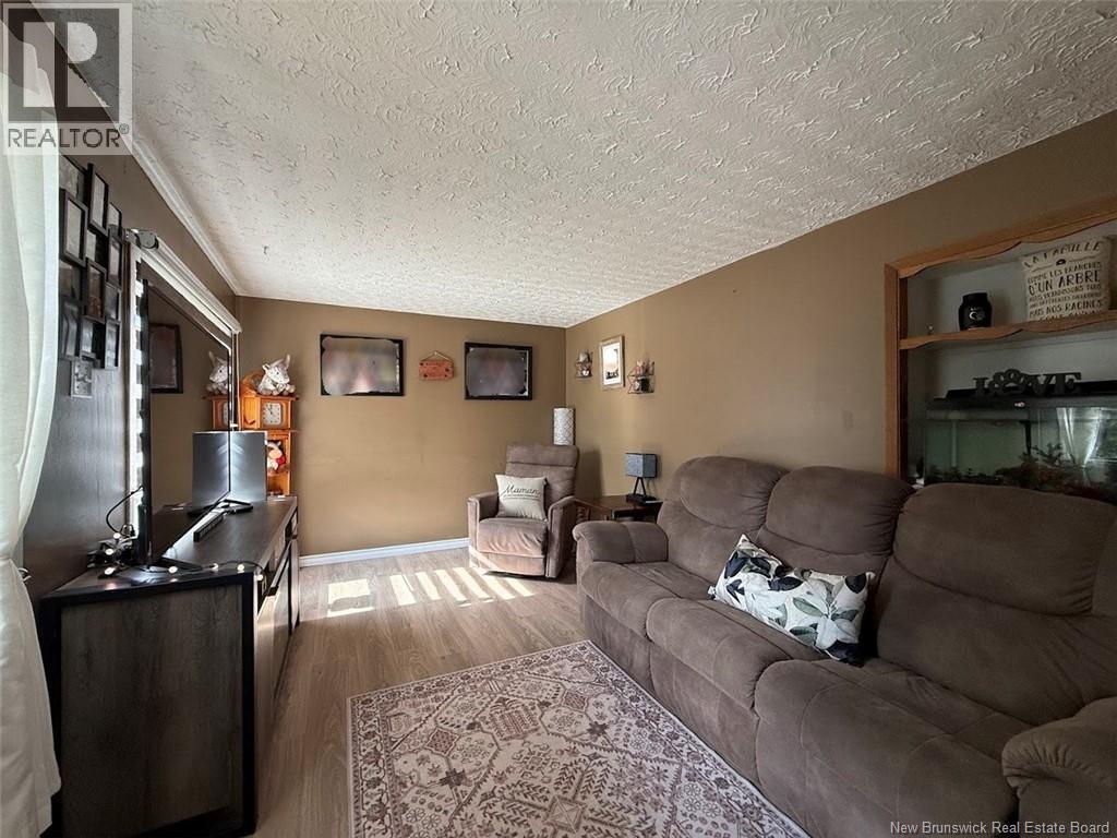 23 Lajoie Street - 5