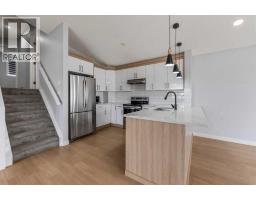 5pc Bathroom - 102 Martin Crossing Grove Ne, Calgary, AB T3J3M5 Photo 13