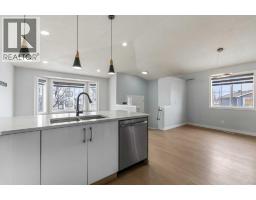 Kitchen - 102 Martin Crossing Grove Ne, Calgary, AB T3J3M5 Photo 14
