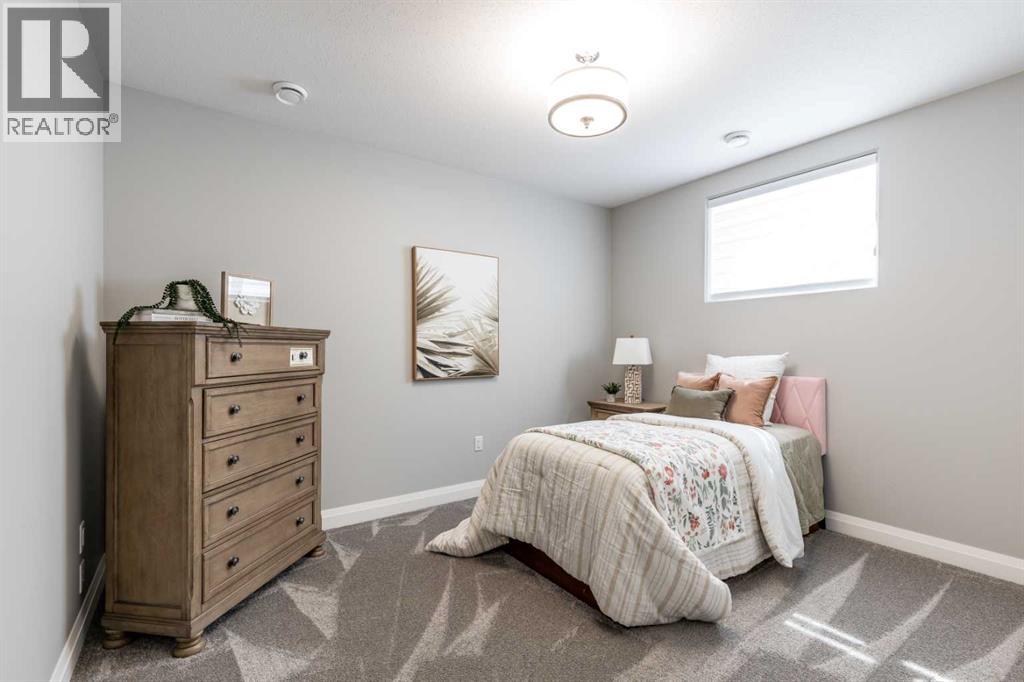 57 Hamptons Gate SE - Image 35