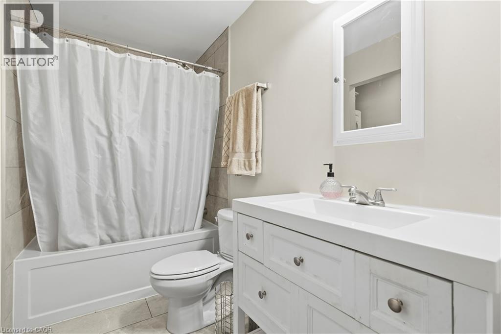 8646 Willoughby Drive — photo 13