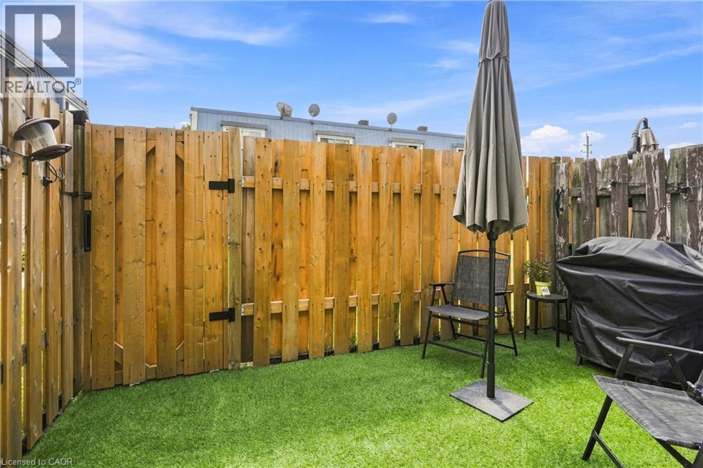 8646 Willoughby Drive — photo 18