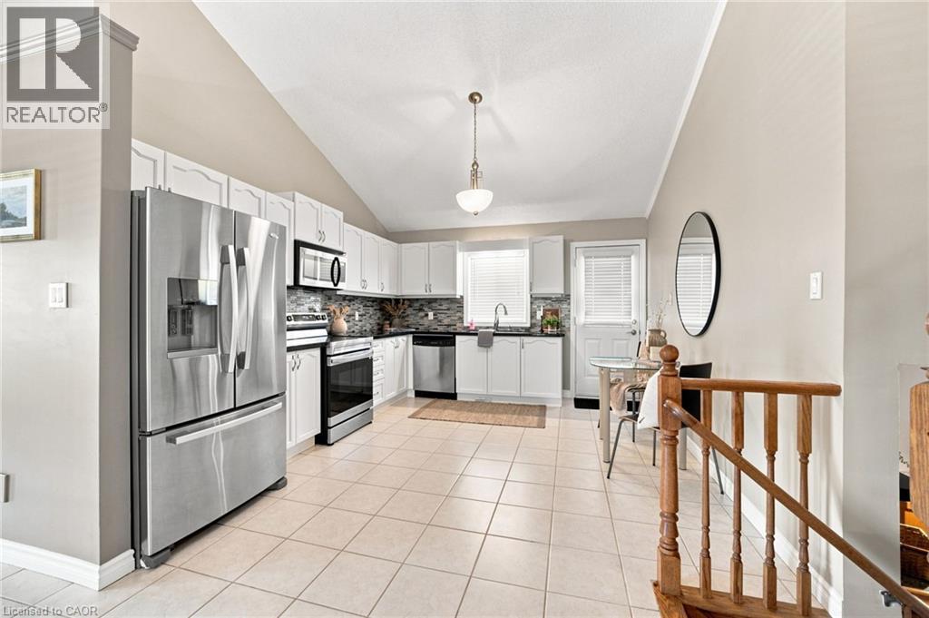 546 JERSEYVILLE Road W - Image 14