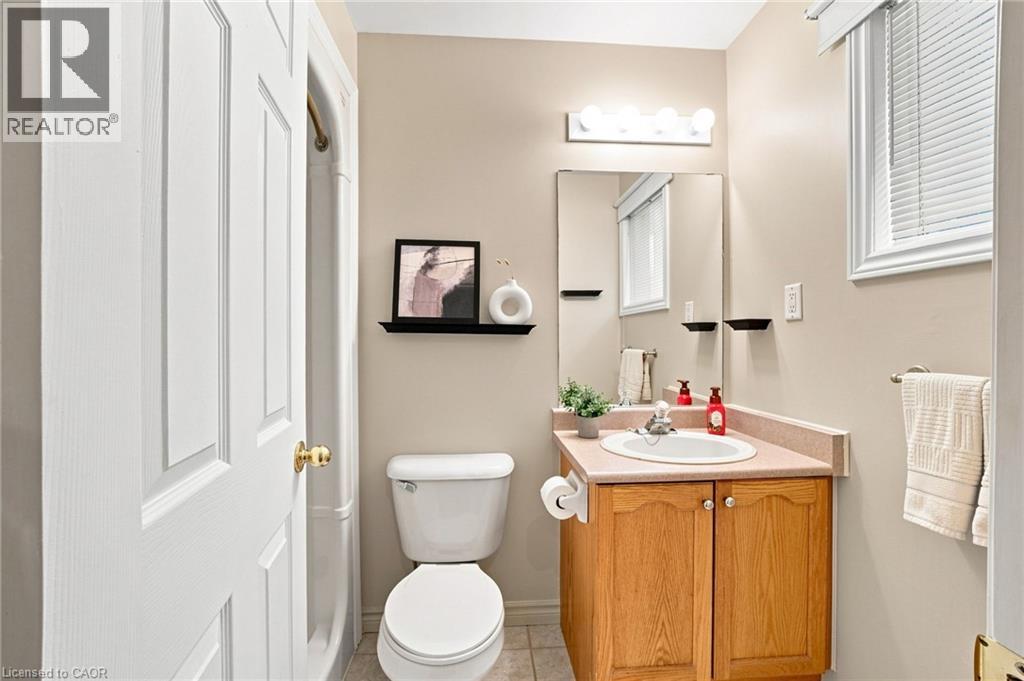 546 JERSEYVILLE Road W - Image 22
