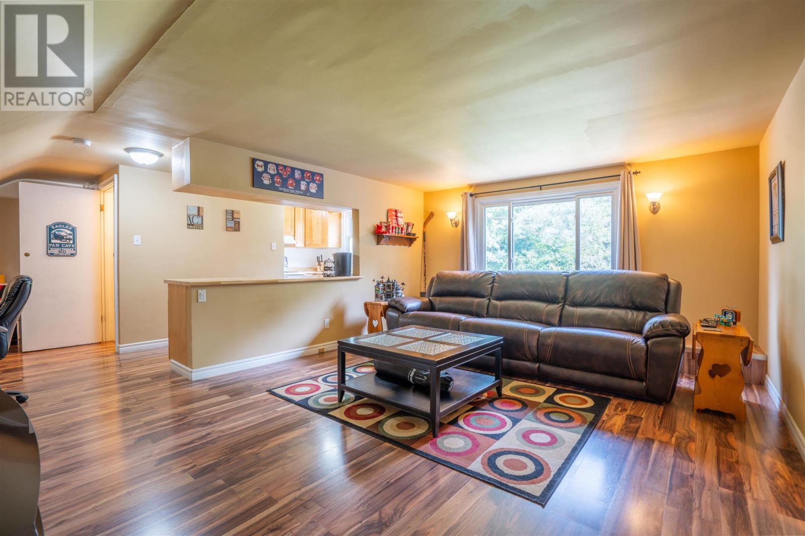 16 Retta ST - Image 15