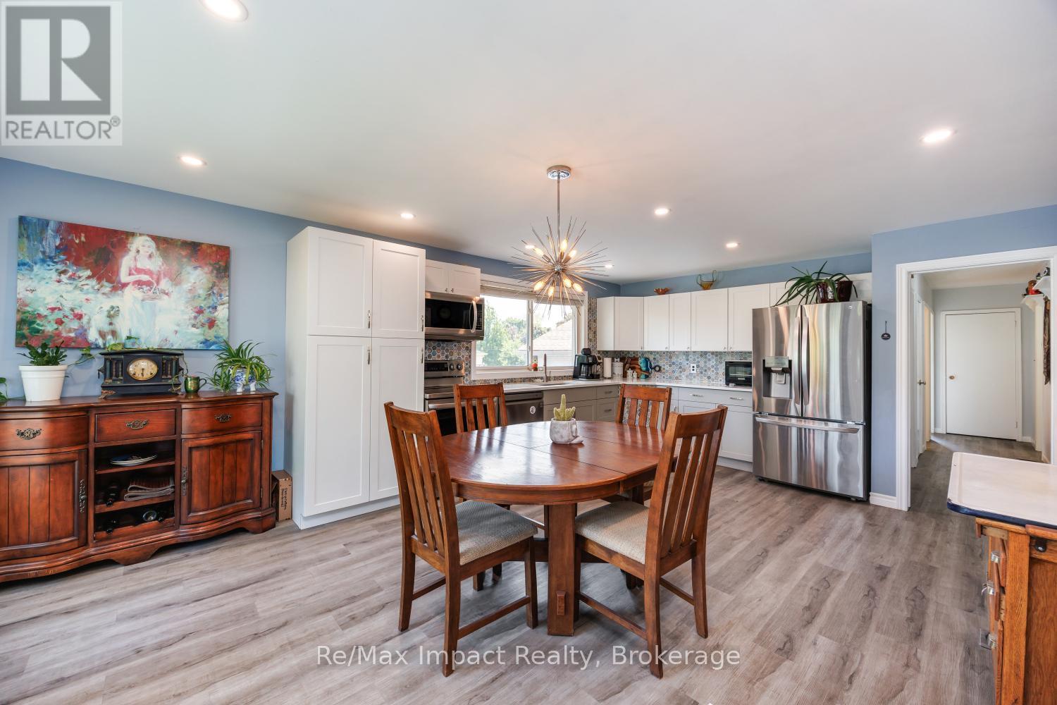 44 BROWN STREET - 3