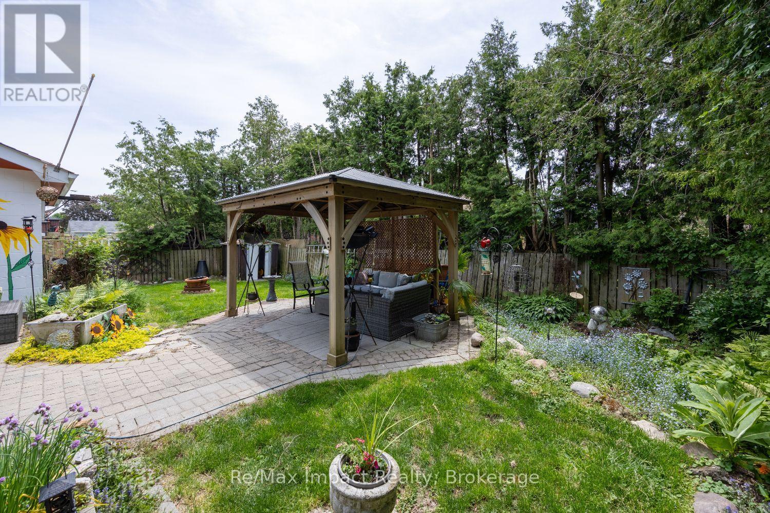44 BROWN STREET - 36