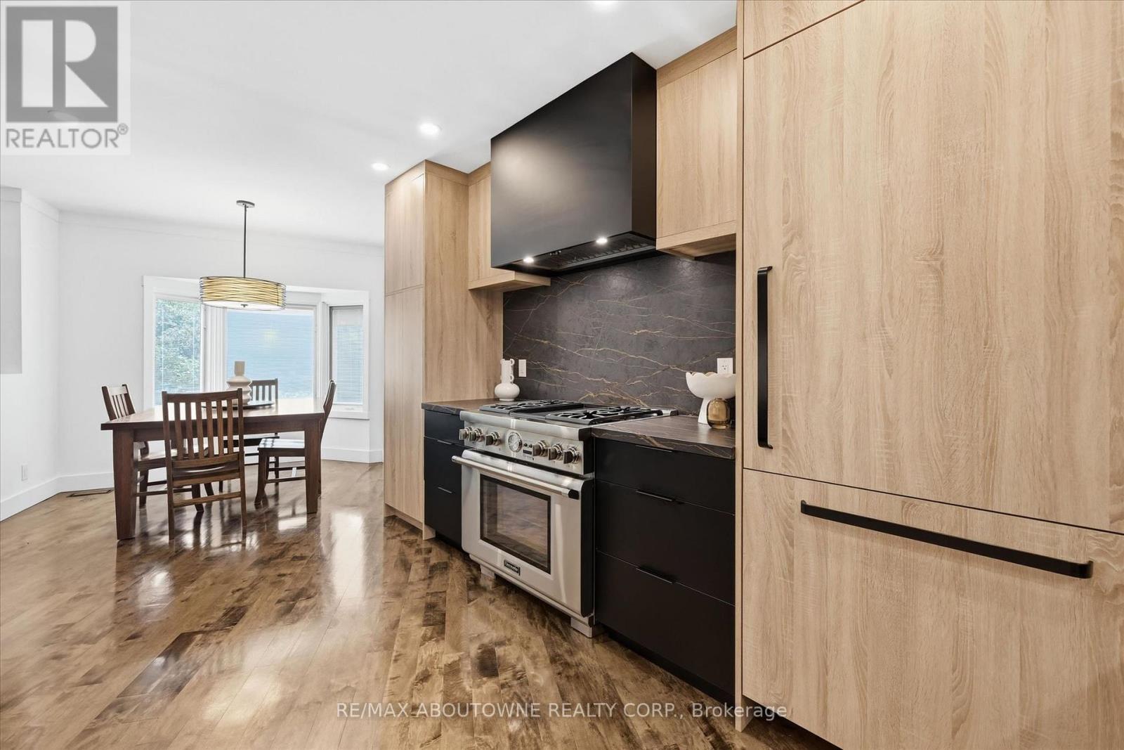 25 SOUTHWIND TERRACE - Image 9
