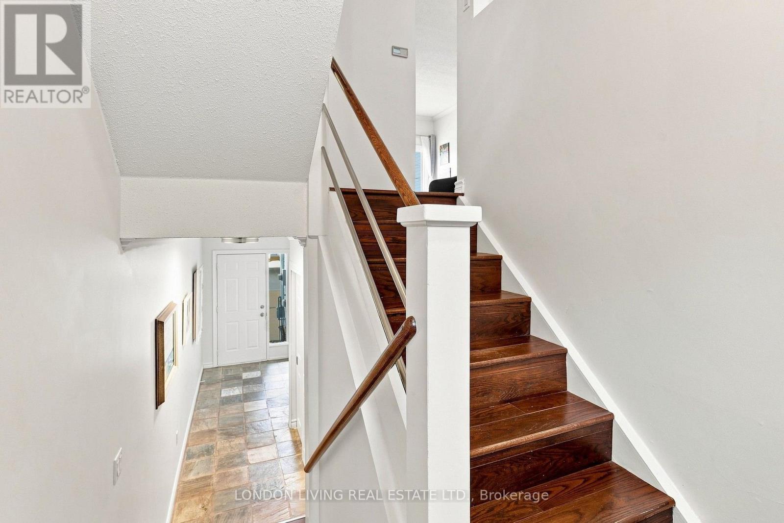 #15 374 FRONT STREET - Image 23